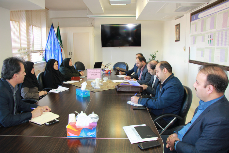 جلسه بررسی چالش های آب شرب روستایی شهرستان های اراک - خنداب- دلیجان ، مرکز بهداشت استان مرکزی، ۷ آذر ماه