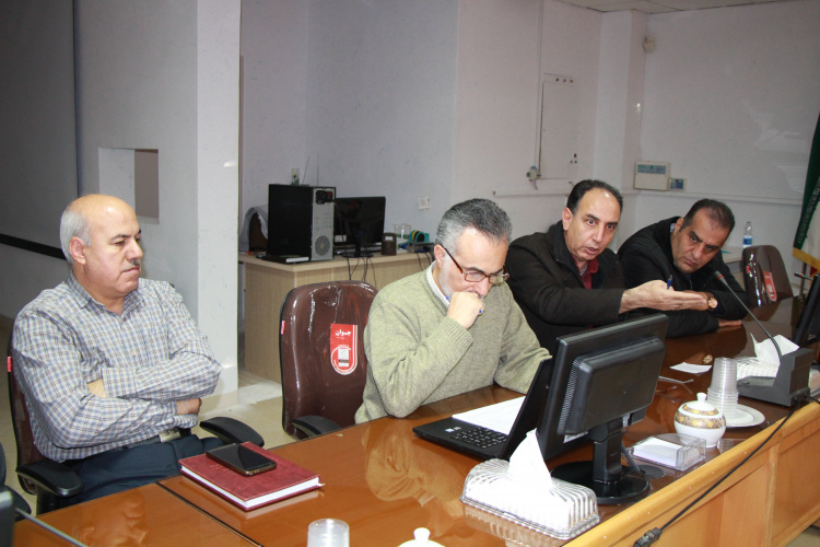 پنجمین جلسه جمع بندی سفر معاون بهداشت وزیر بهداشت به استان مرکزی ، سالن جلسات مرکز بهداشت استان، ۲۶ آذر ماه