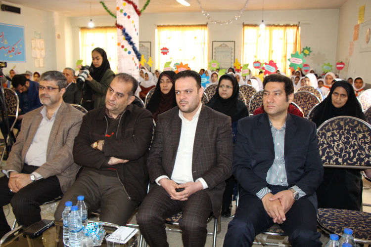 مراسم نمادین زنگ سلامت در مدرسه دخترانه مهتاب، ۳ اردیبهشت ماه