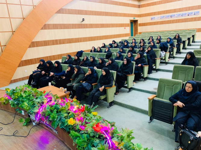 برگزاری سی ویکمین دوره آموزشی غربالگری وتشخیص زودهنگام سرطان پستان،۲۷  بهمن ماه