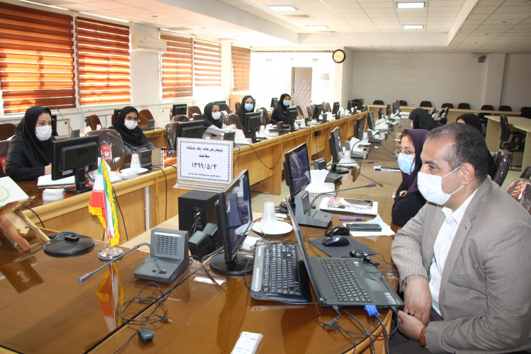 جلسه وبینار هر خانه یک پایگاه سلامت، سالن جلسات مرکز بهداشت استان مرکزی، ۴ مرداد ماه