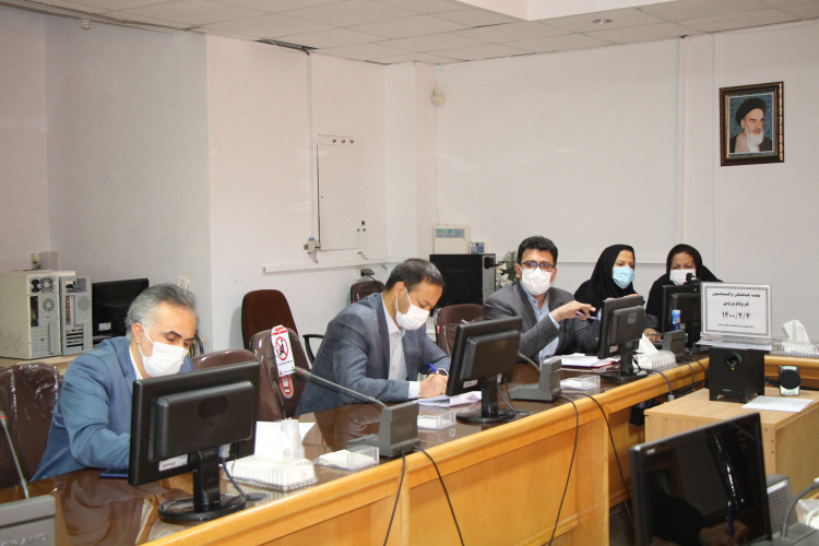 جلسه هماهنگی واکسیناسیون کووید ۱۹، سالن جلسات مرکز بهداشت استان مرکزی، ۴ اردیبهشت ماه
