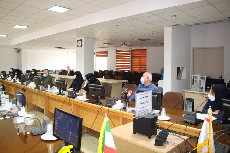 کمیته آموزش، سالن جلسات مرکز بهداشت استان مرکزی، ۲۸ شهریور ماه