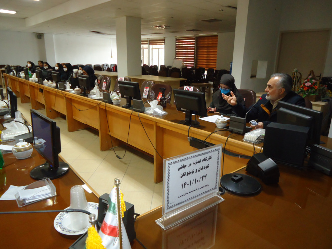 کارگاه تغذیه در پیشگیری و کنترل چاقی درکودکان و نوجوانان، سالن جلسات ساختمان الغدیر، ۲۴ دی ماه