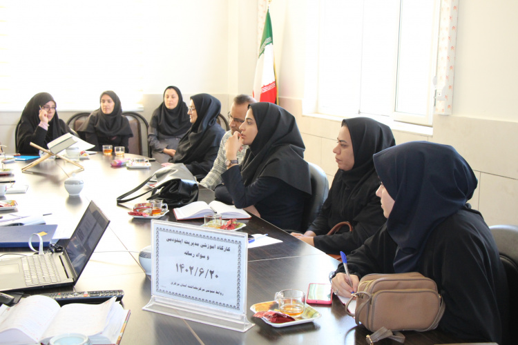 مدیریت اینفودمی و سواد رسانه