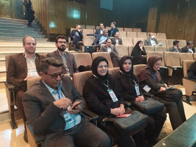 حضور در همایش تجلیل از دستاوردها و تکریم فعالان نظام بهداشت کشور