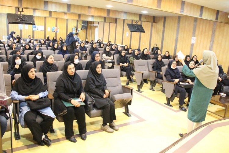 دوره تخصصی آموزشی برنامه غربالگری وتشخیص زودهنگام سرطان پستان برگزار شد