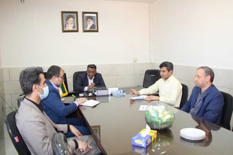 جلسه بررسی مشکلات حوزه سلامت شهرستان شازند