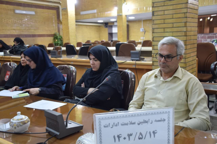 گردهمایی فصلی رابطین سلامت ادارت کل استان مرکزی