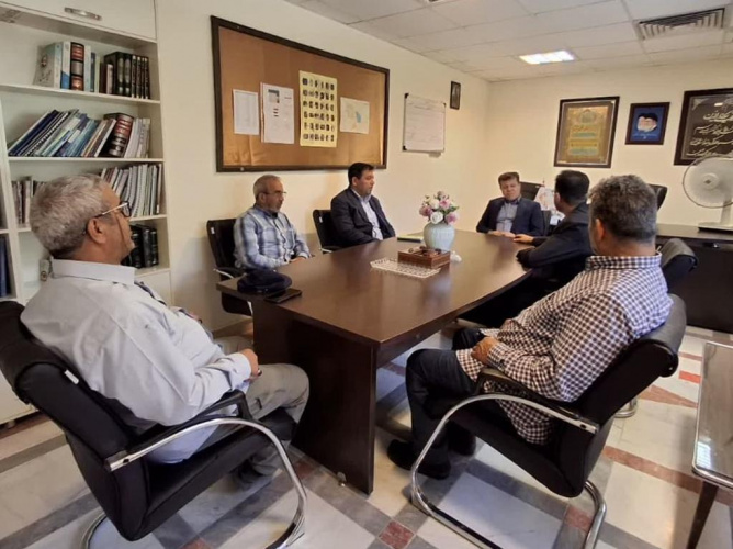 ملاقات معاونت بهداشتی دانشگاه علوم پزشکی اراک با بخشدار مرکزی و خیرین روستای نقوسان