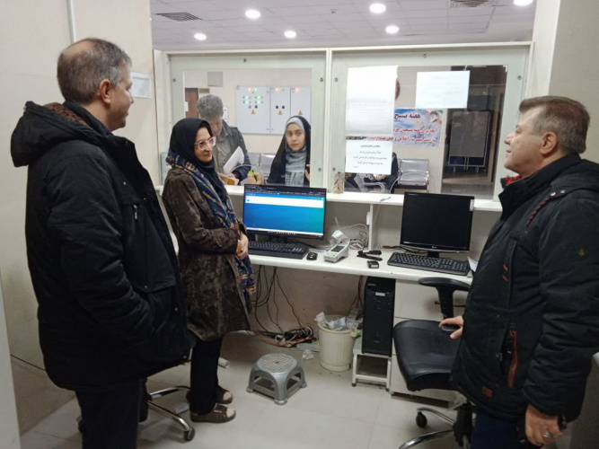 بازدید معاون بهداشت استان از شبکه و پایگاه‌های بهداشتی شهرستان شازند